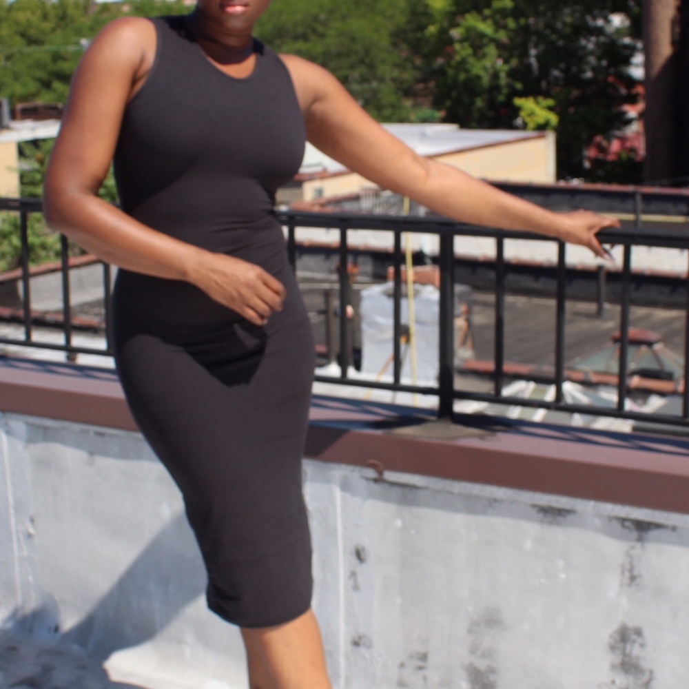 Bodycon dress - Picture 2 of 4